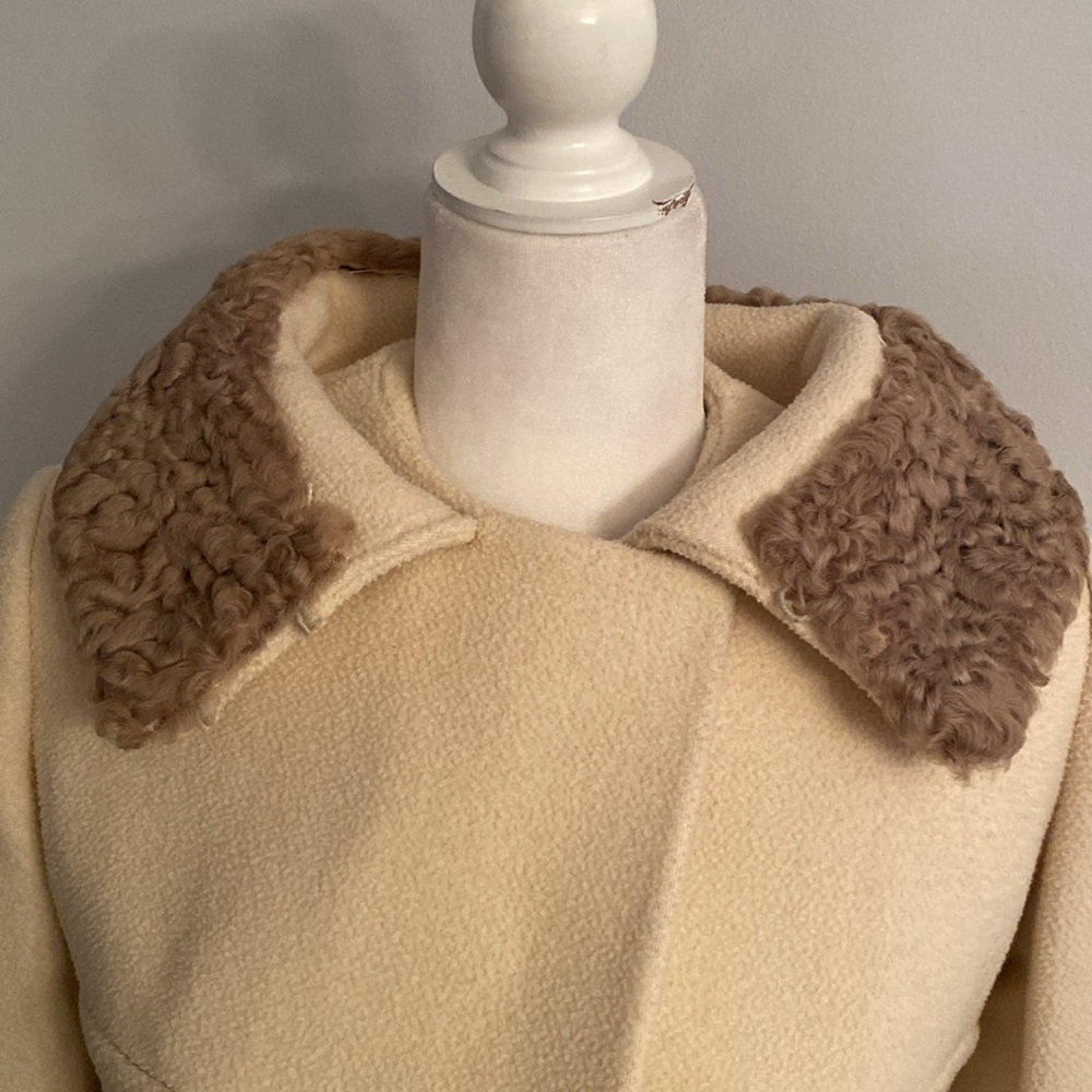 Vintage college TownePlace classics  coat.dry cleaned - Picture 5 of 17